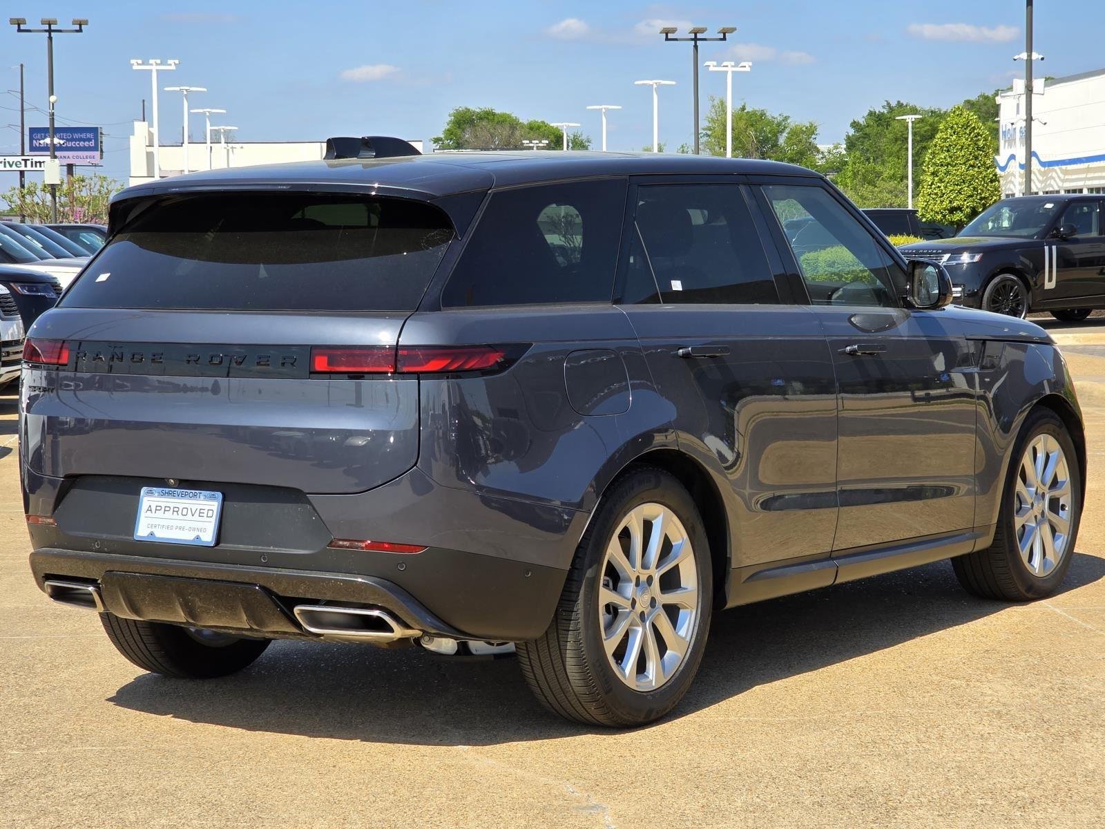 Used 2025 Varesine Blue Metallic Land Rover SE image 4
