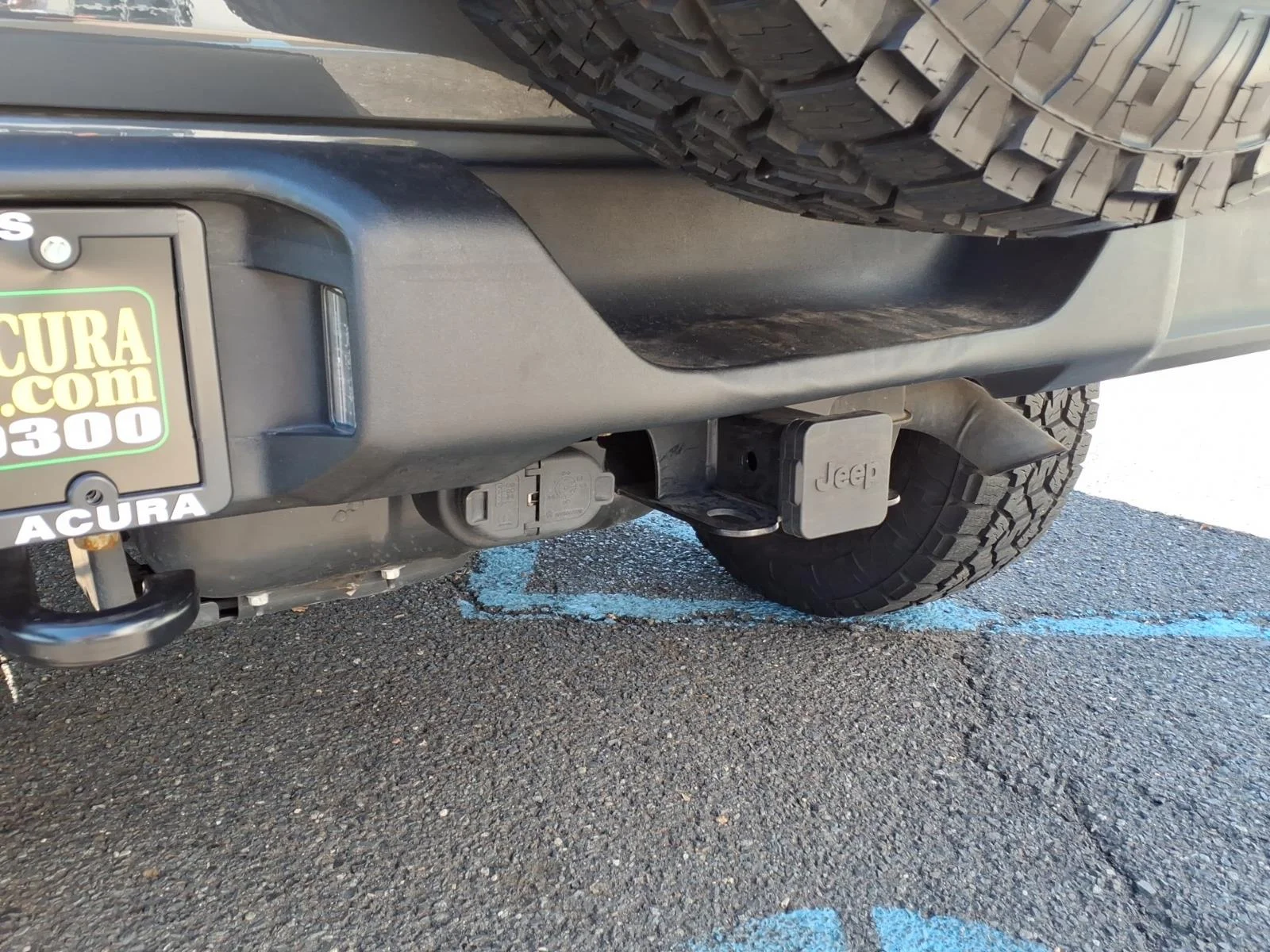 Used 2020 GRAY Jeep Sport S image 14