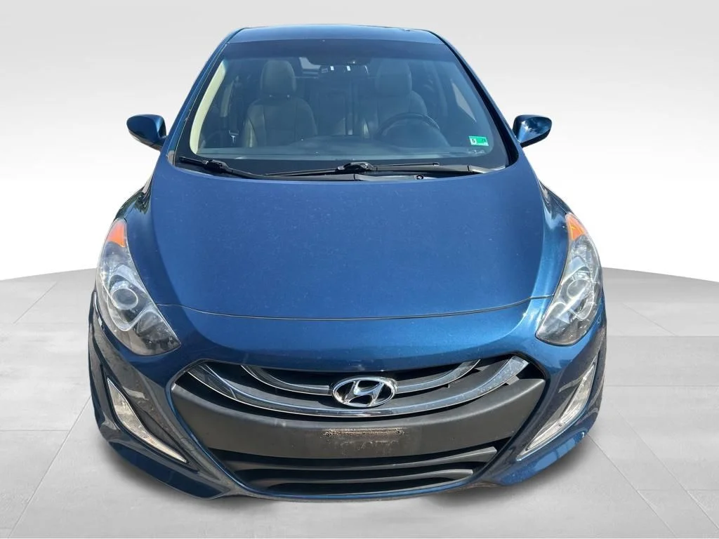 Used 2013 Blue Hyundai Base image 8