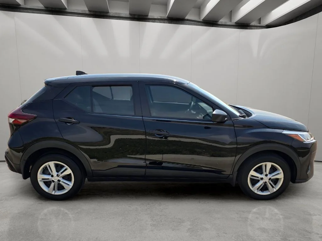 Used 2025 Super Black Nissan S image 6