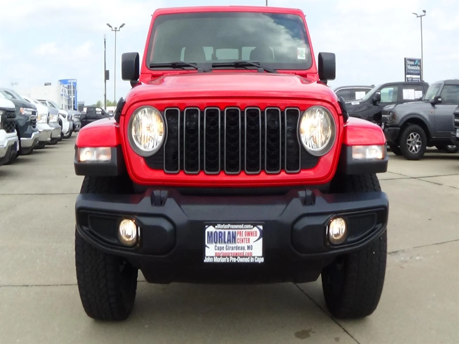 Used 2024 Firecracker Red Clear Coat (prc) Jeep NightHawk image 3