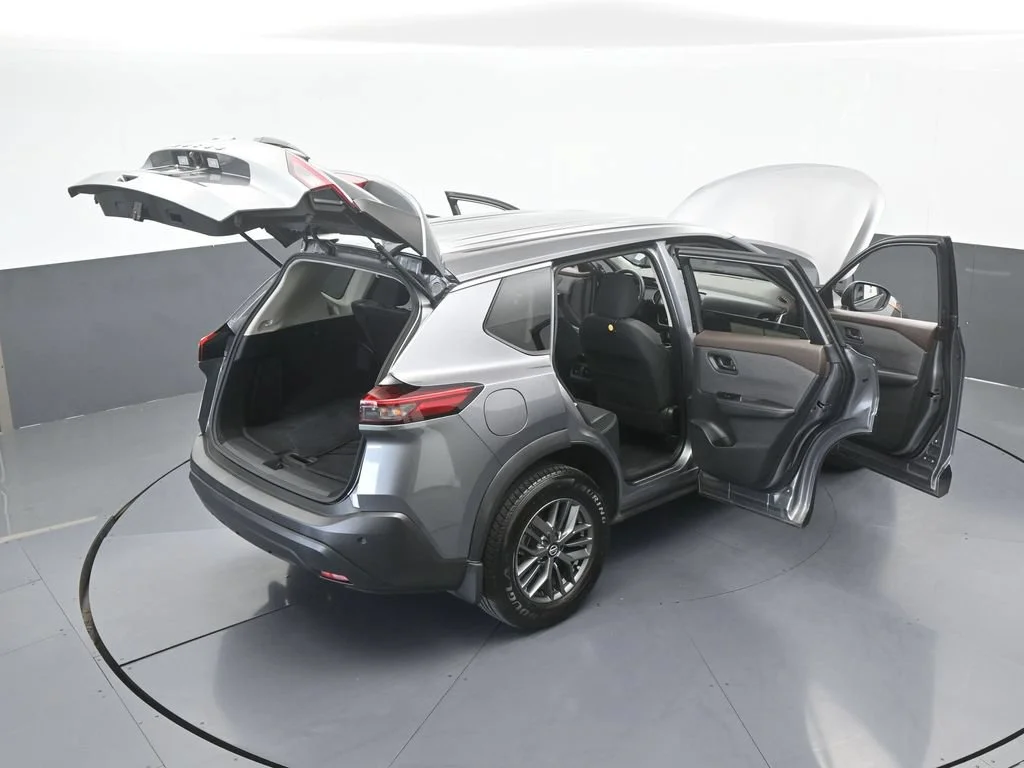Used 2021 Gray Nissan S image 61