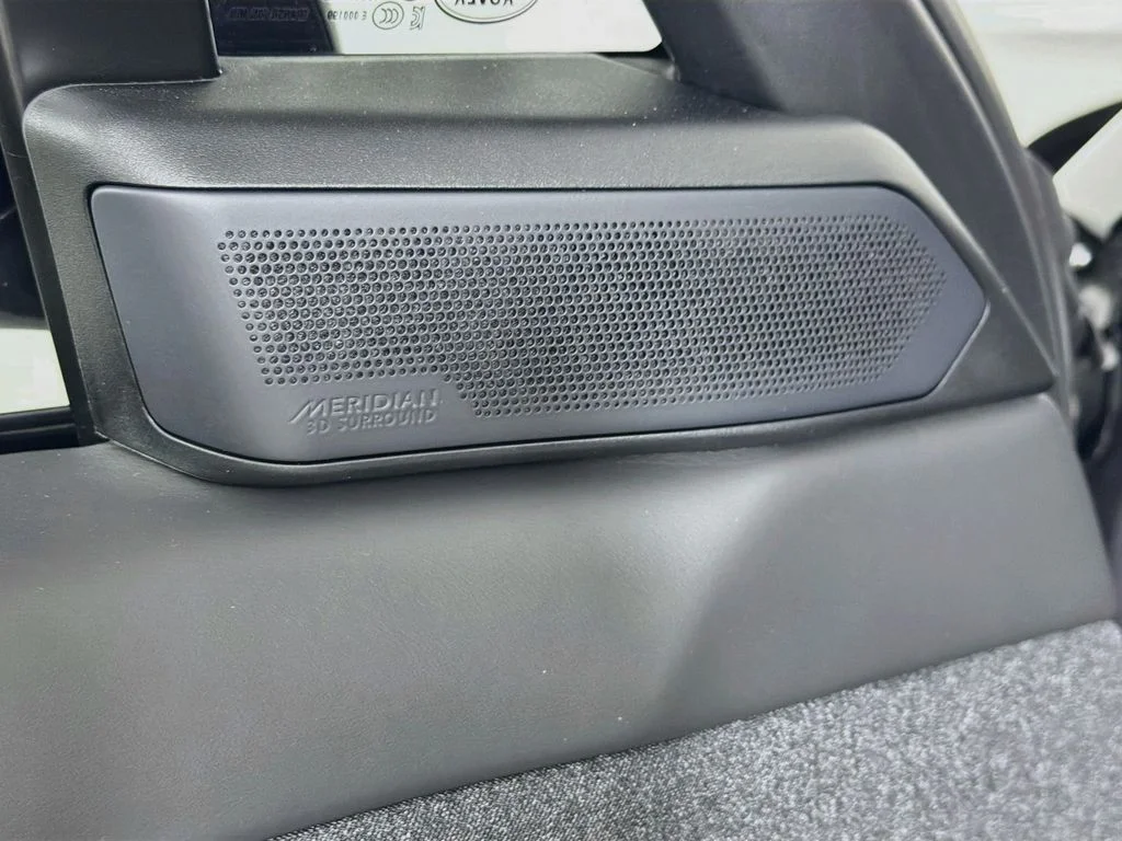 Certified Used 2024 Eiger Grey Metallic Land Rover Dynamic SE image 19