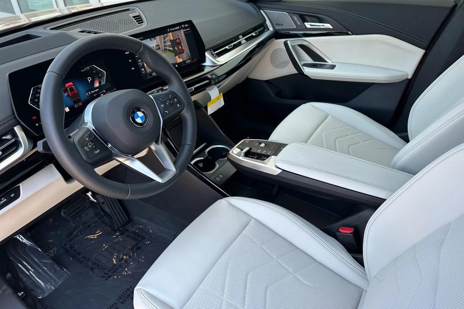 New 2026 Vegas Red Metallic BMW xDrive28i image 7