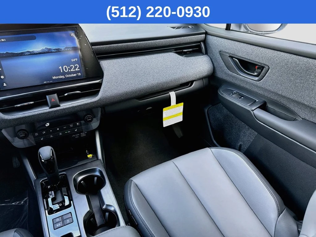New 2026 White Subaru Premium image 30