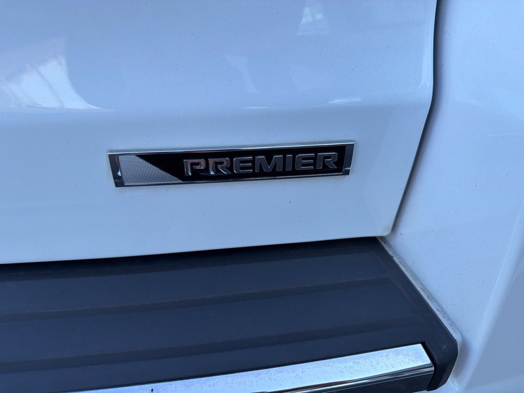 Used 2018 White Chevrolet Premier image 7