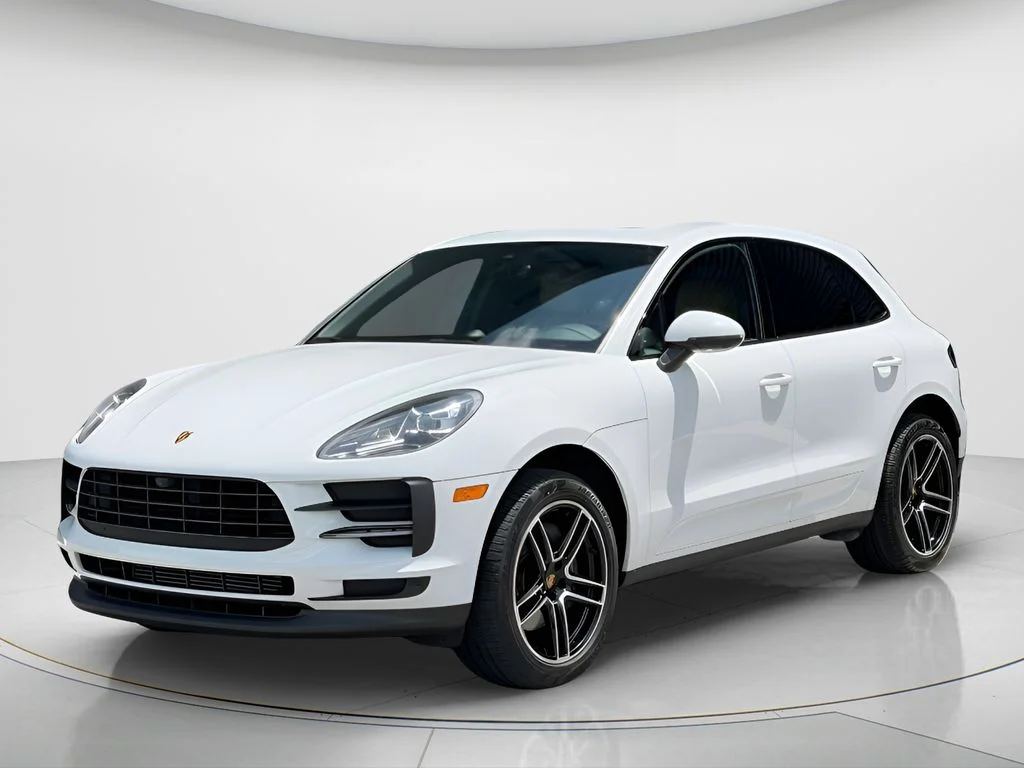 2021 Porsche Macan -'s photo