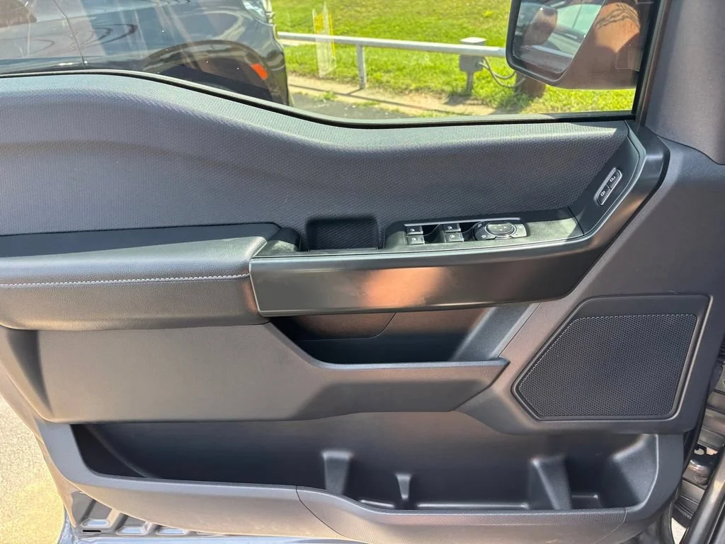 Used 2024  Ford STX image 21
