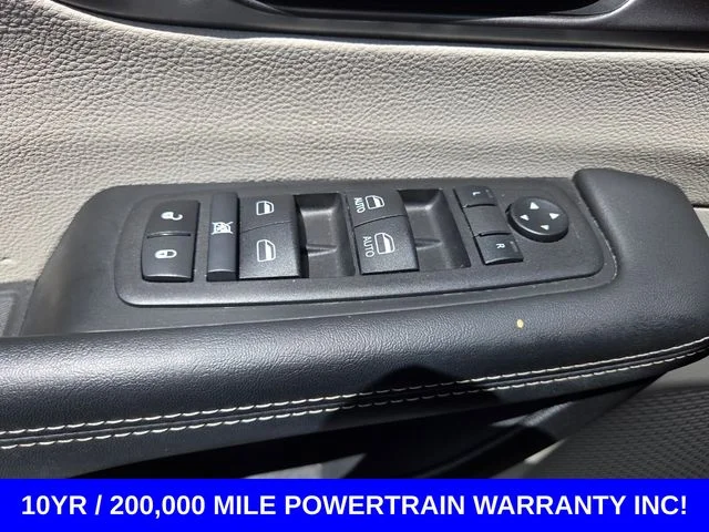 Used 2024 Bright White Clearcoat Chrysler Touring L image 28