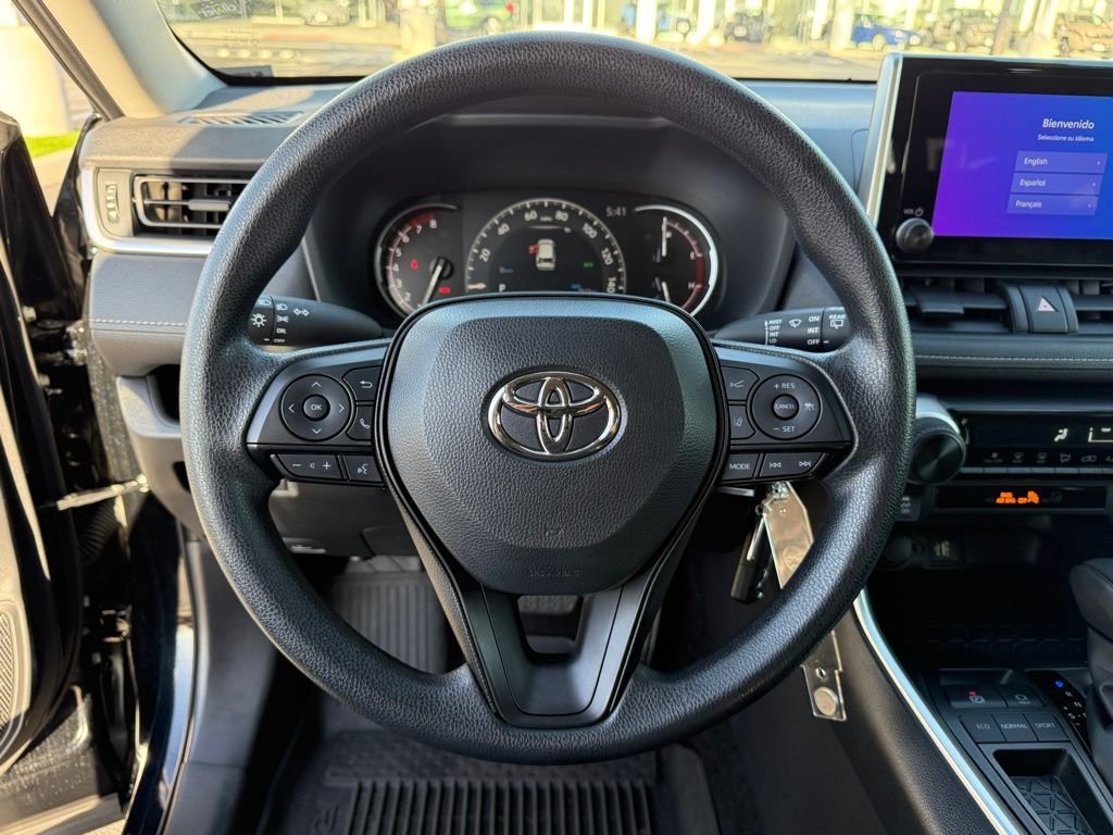 2025 Toyota RAV4 LE - Photo 21