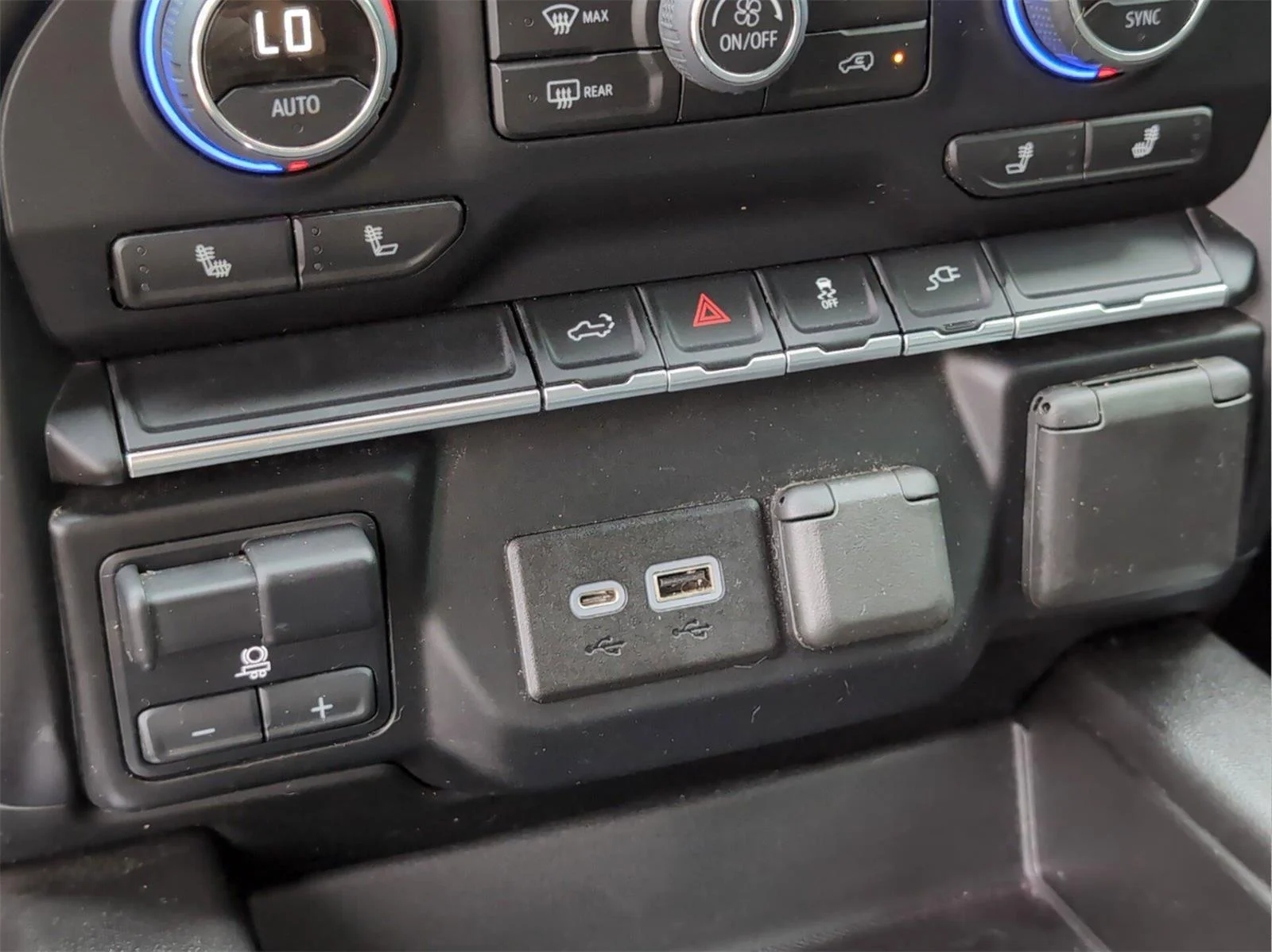 Used 2022 Black Chevrolet RST image 20