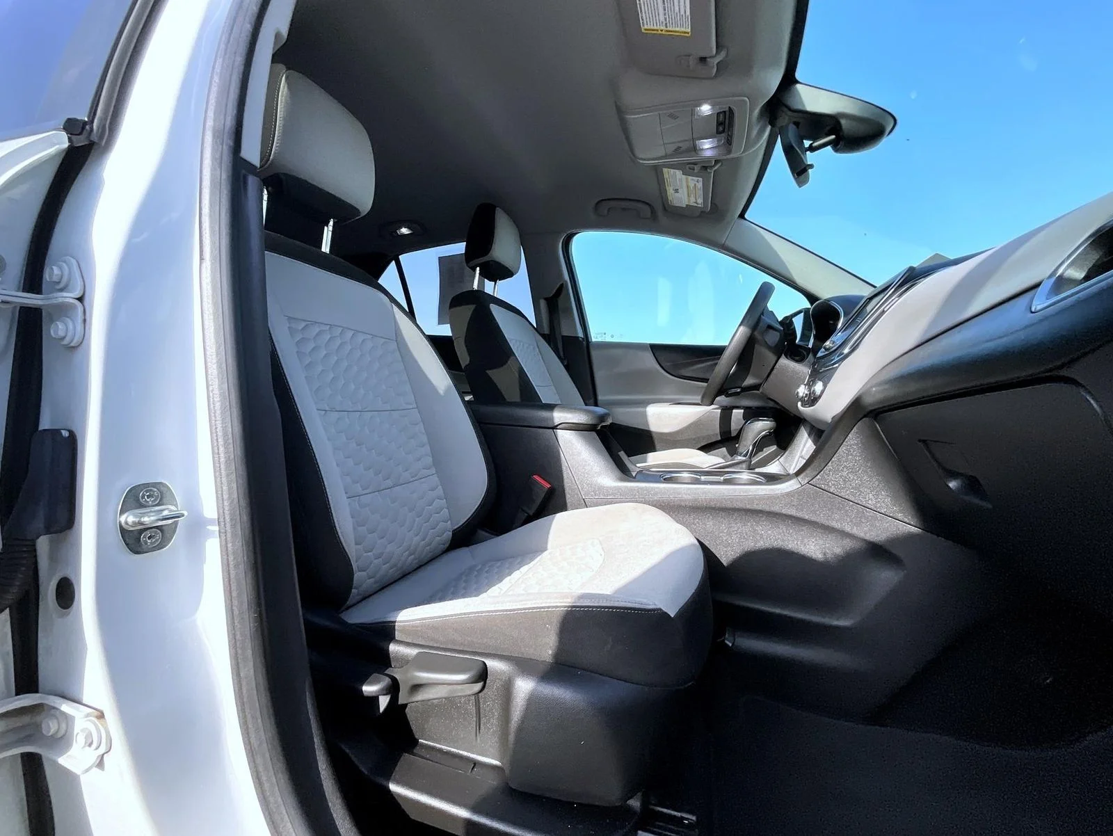 Used 2021 White Chevrolet LS image 18
