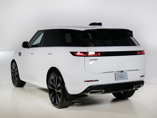 New 2026 Fuji White Land Rover Dynamic SE image 30