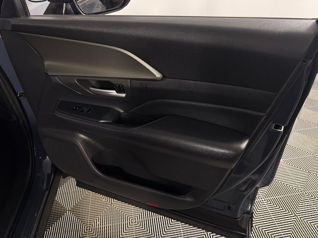 Used 2024 Cloud Toyota XLE image 28