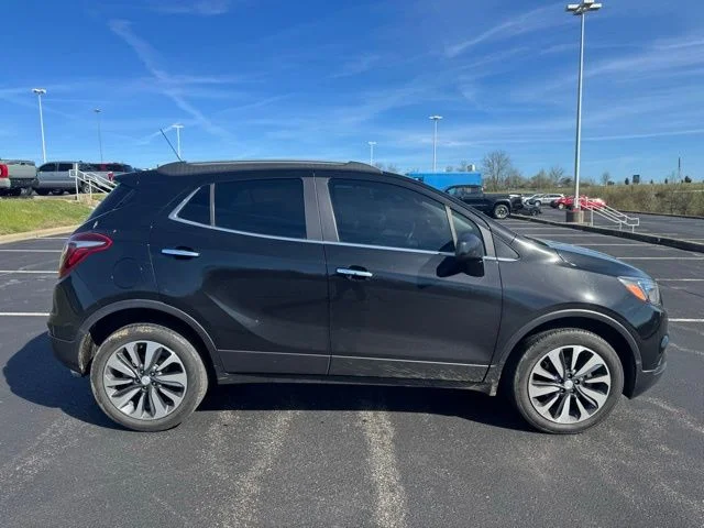 Used 2022 Ebony Twilight Metallic Buick Preferred image 2