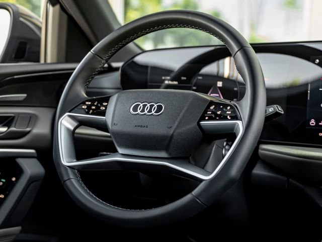 Used 2025 Tambora Gray Metallic Audi 2.0T Premium Plus image 20