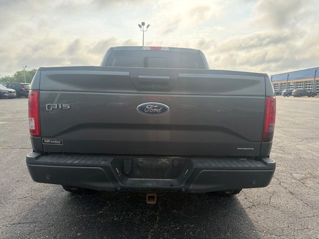 Used 2017 Gray Ford XLT image 3