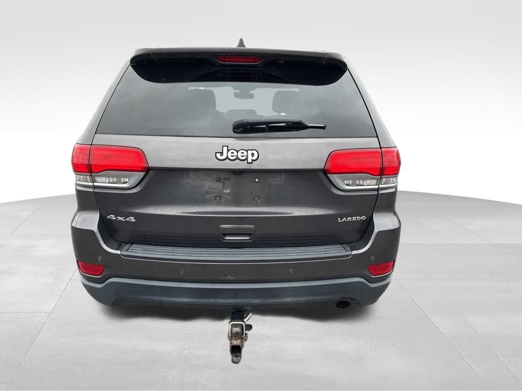2017 Jeep Grand Cherokee Laredo photo 3