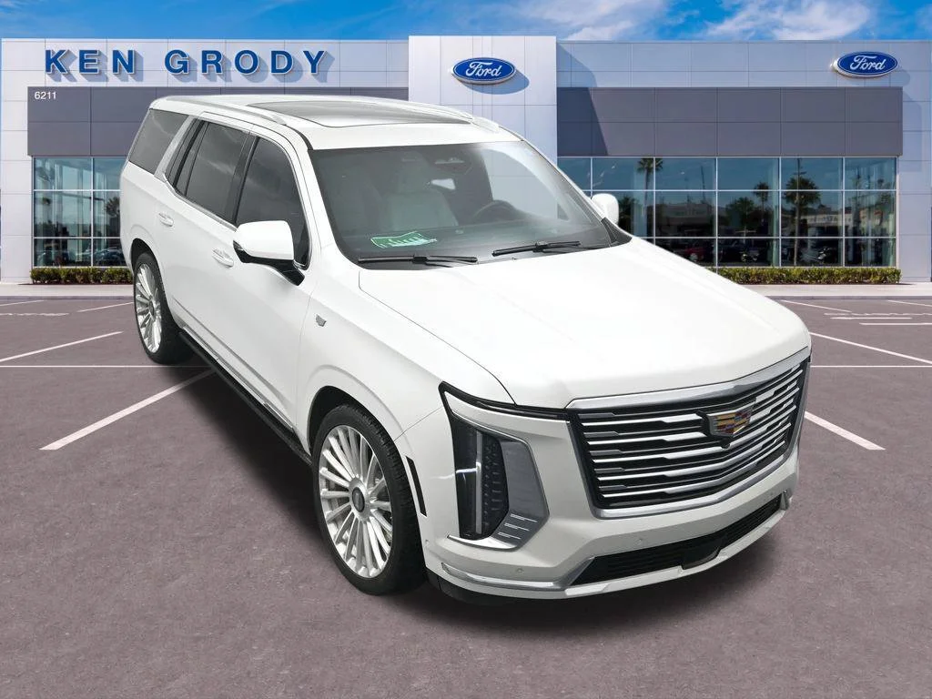 Used 2025 White Cadillac Premium Luxury Platinum image 11
