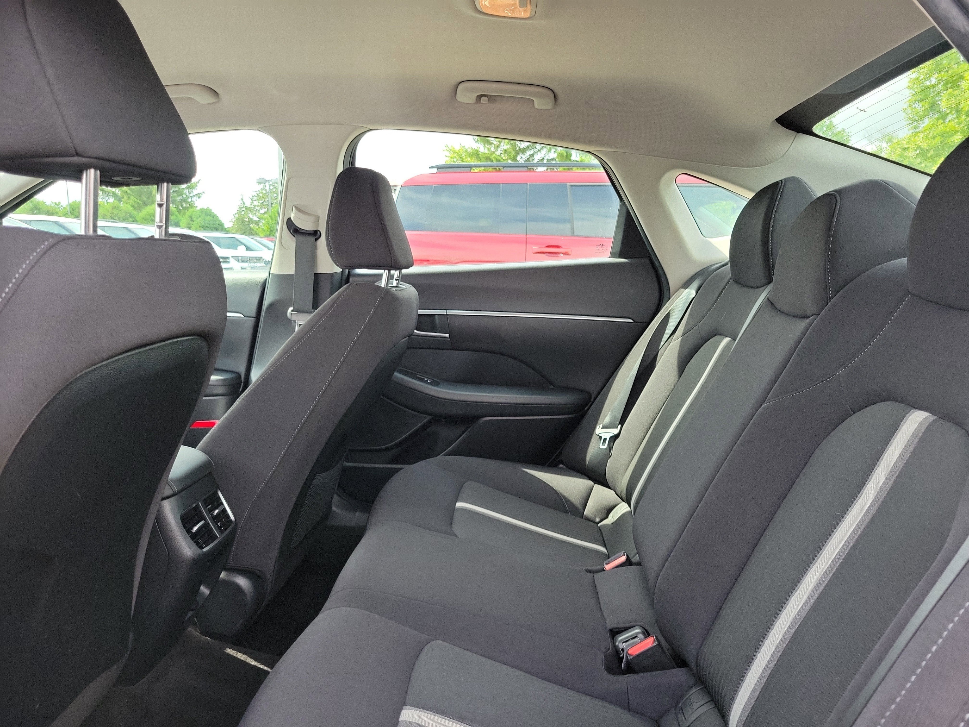 Used 2022 Portofino Gray Hyundai Blue image 11