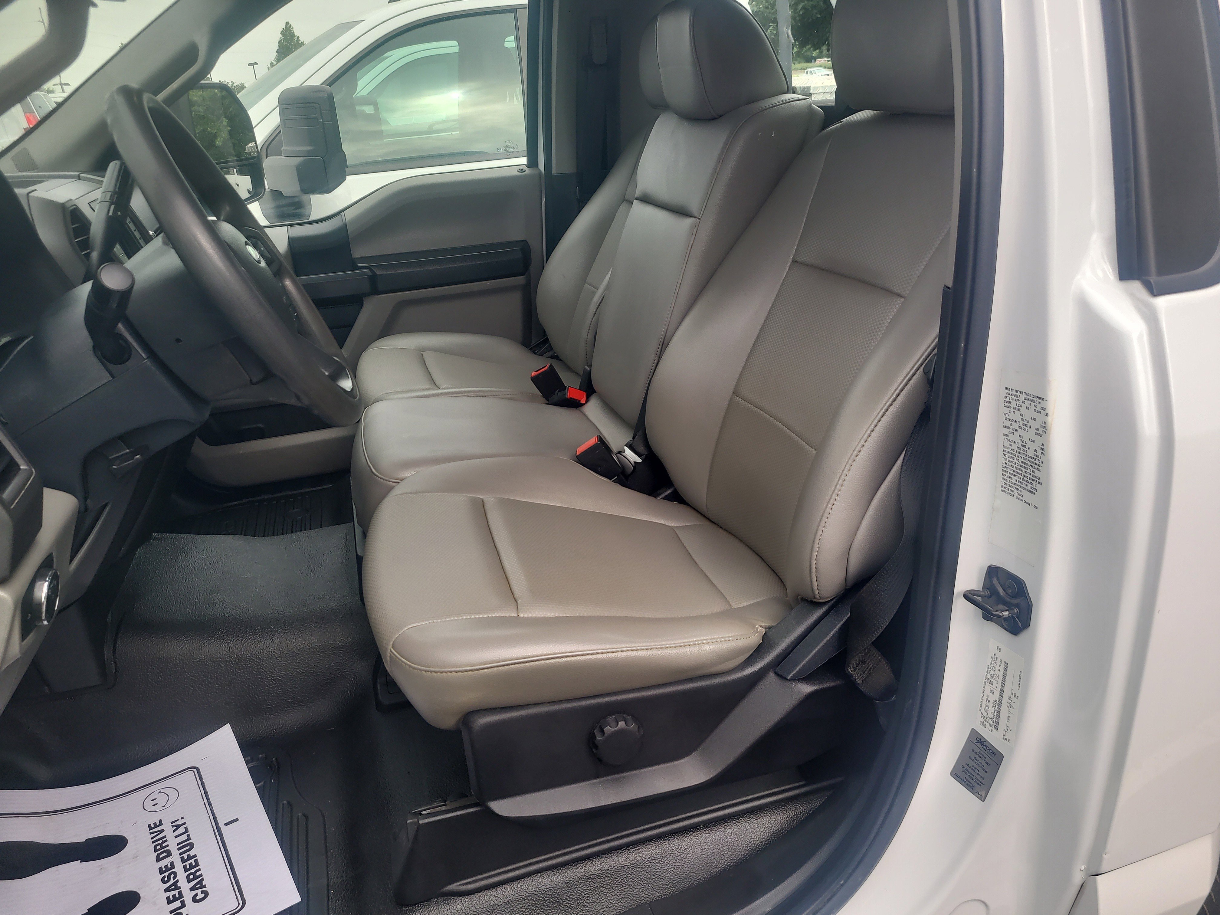 Used 2022 Oxford White Ford XL image 13