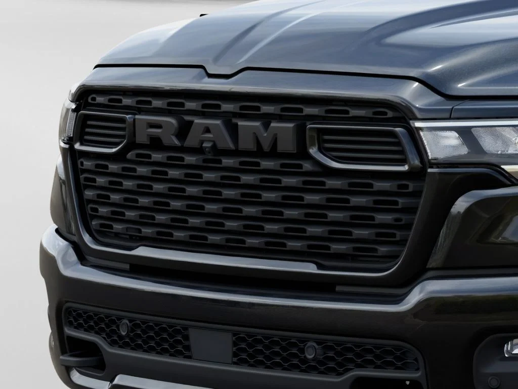 New 2026 Diamond Black Crystal Pearl-Coat Exterior Paint RAM Big Horn/Lone Star image 11