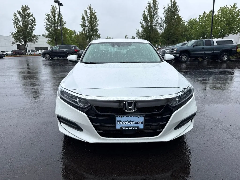 Used 2019 Platinum White Pearl Honda LX image 2