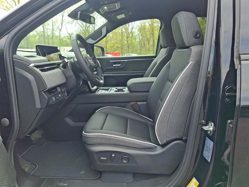 New 2026 Onyx Black GMC Elevation Standard Range image 7