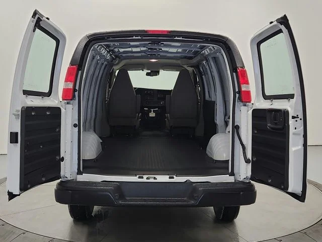 New 2026 White Chevrolet Work Van image 29