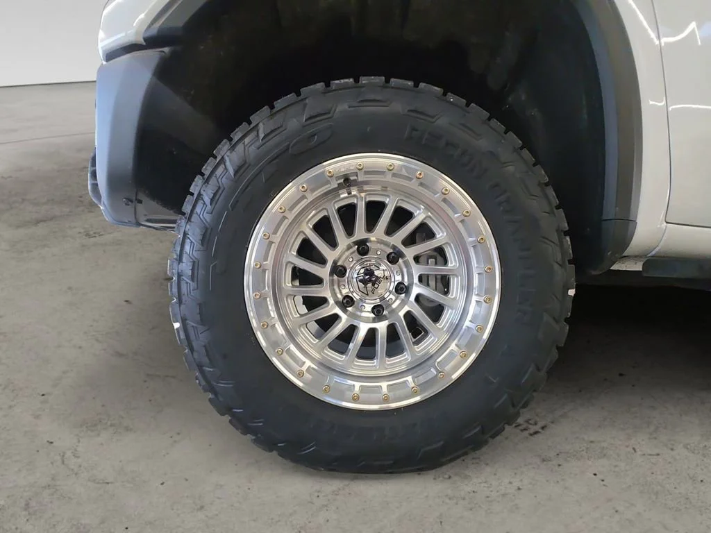 New 2026 Summit White GMC AT4X image 19