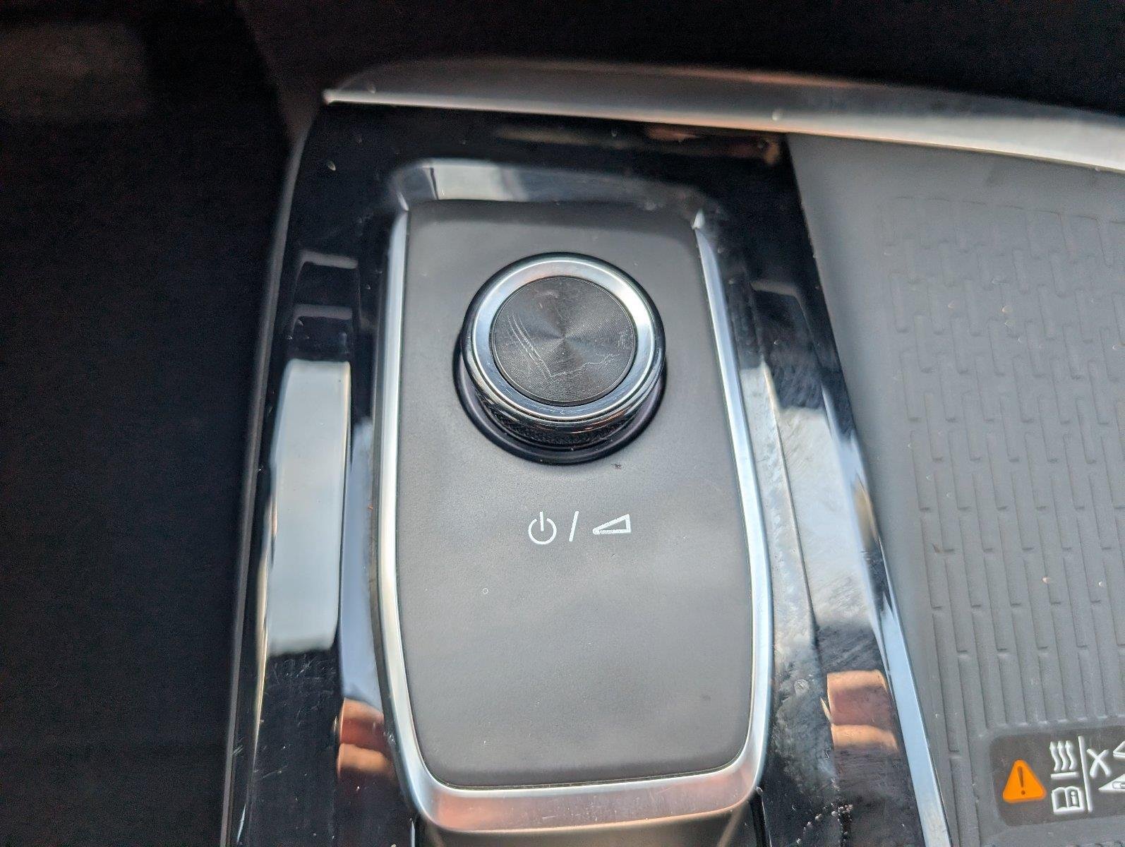 Used 2026 Summit White Buick Preferred image 19