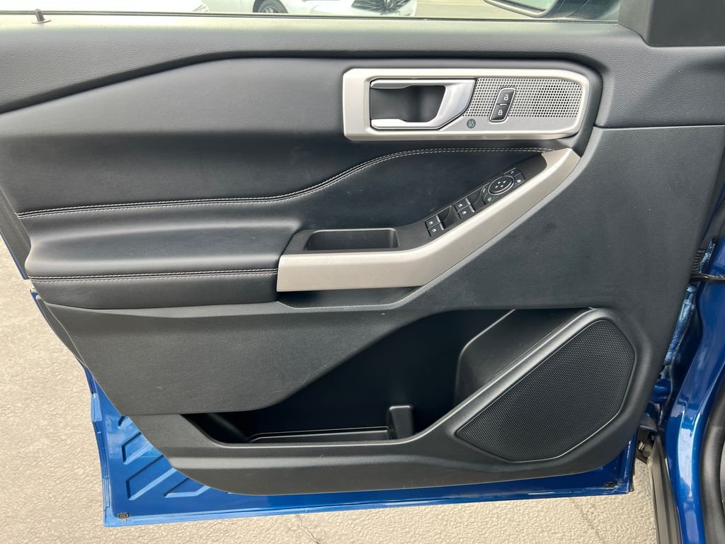 2023 Ford Explorer Limited - Photo 12