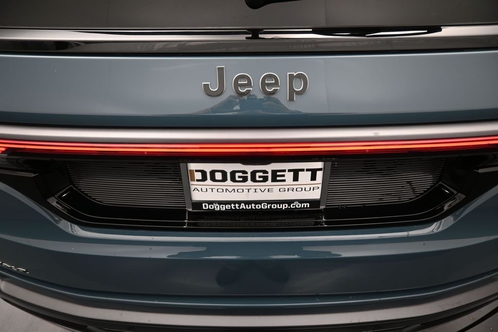 New 2026 Steel Blue Exterior Paint Jeep Upland image 14
