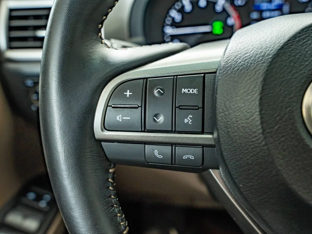 Certified Used 2023 Caviar Lexus 460 image 21