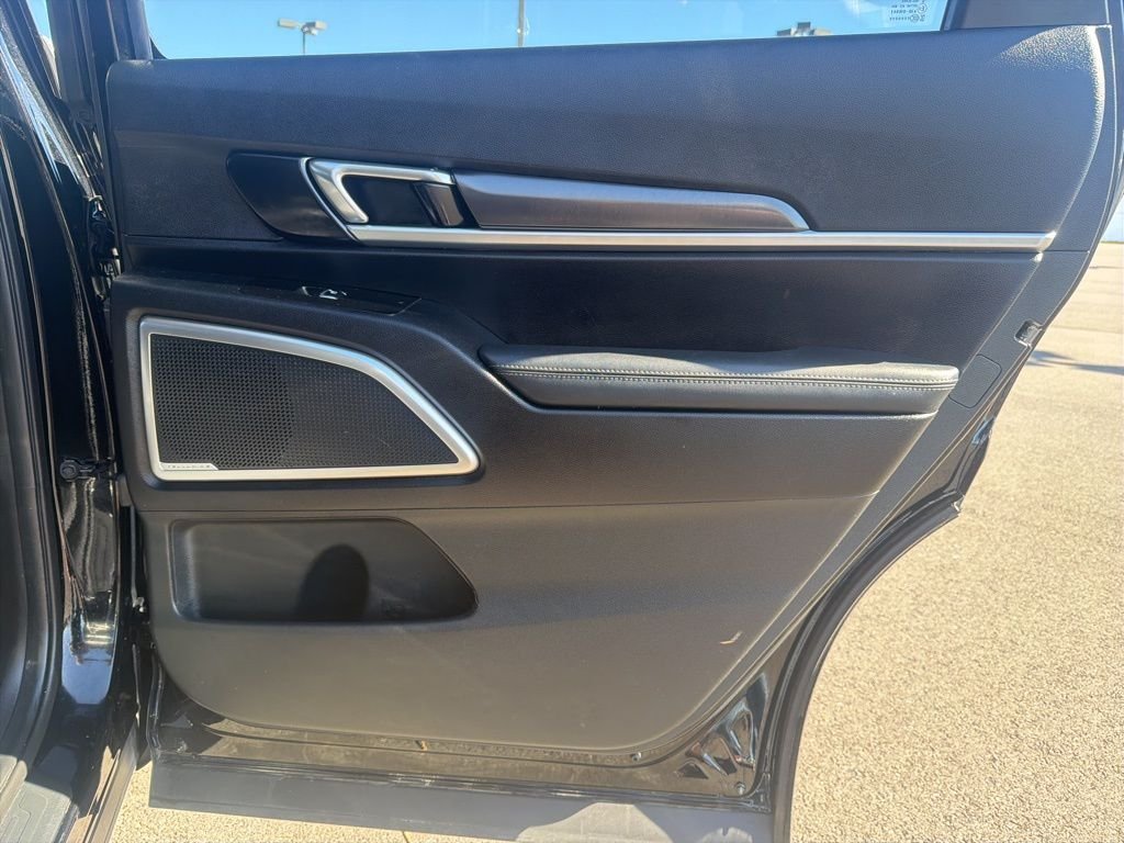 Used 2023 Ebony Black Kia S image 21