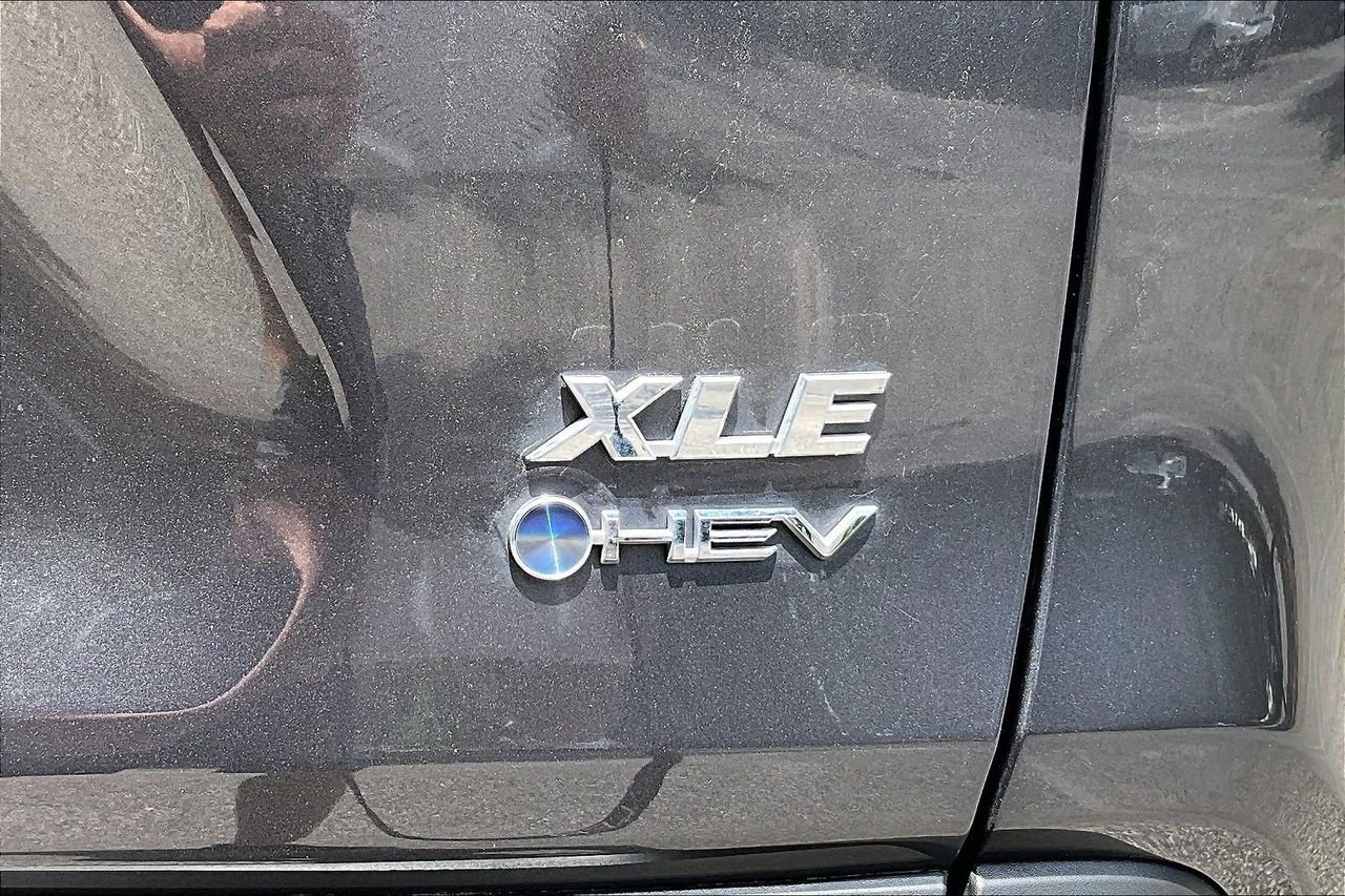Used 2025 Gray Toyota XLE image 21