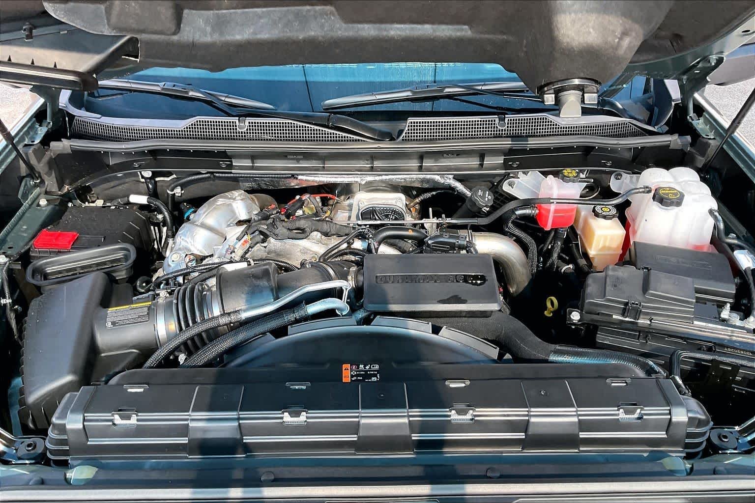2026 Chevrolet Silverado 2500 HD ZR2 - Photo 16
