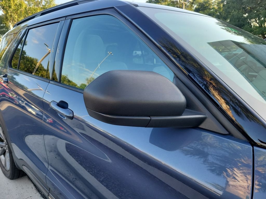 Used 2021 Blue Metallic Ford XLT image 10