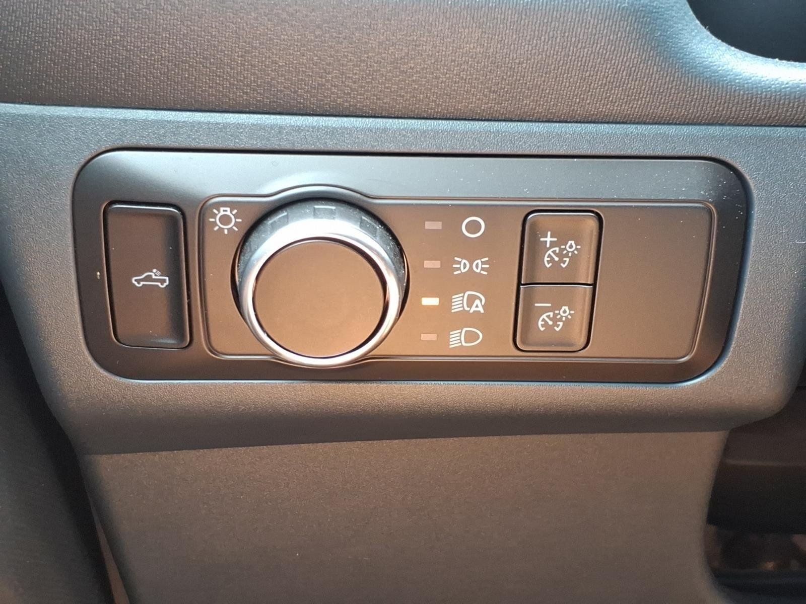 Used 2026 WHITE FORD XLT image 16