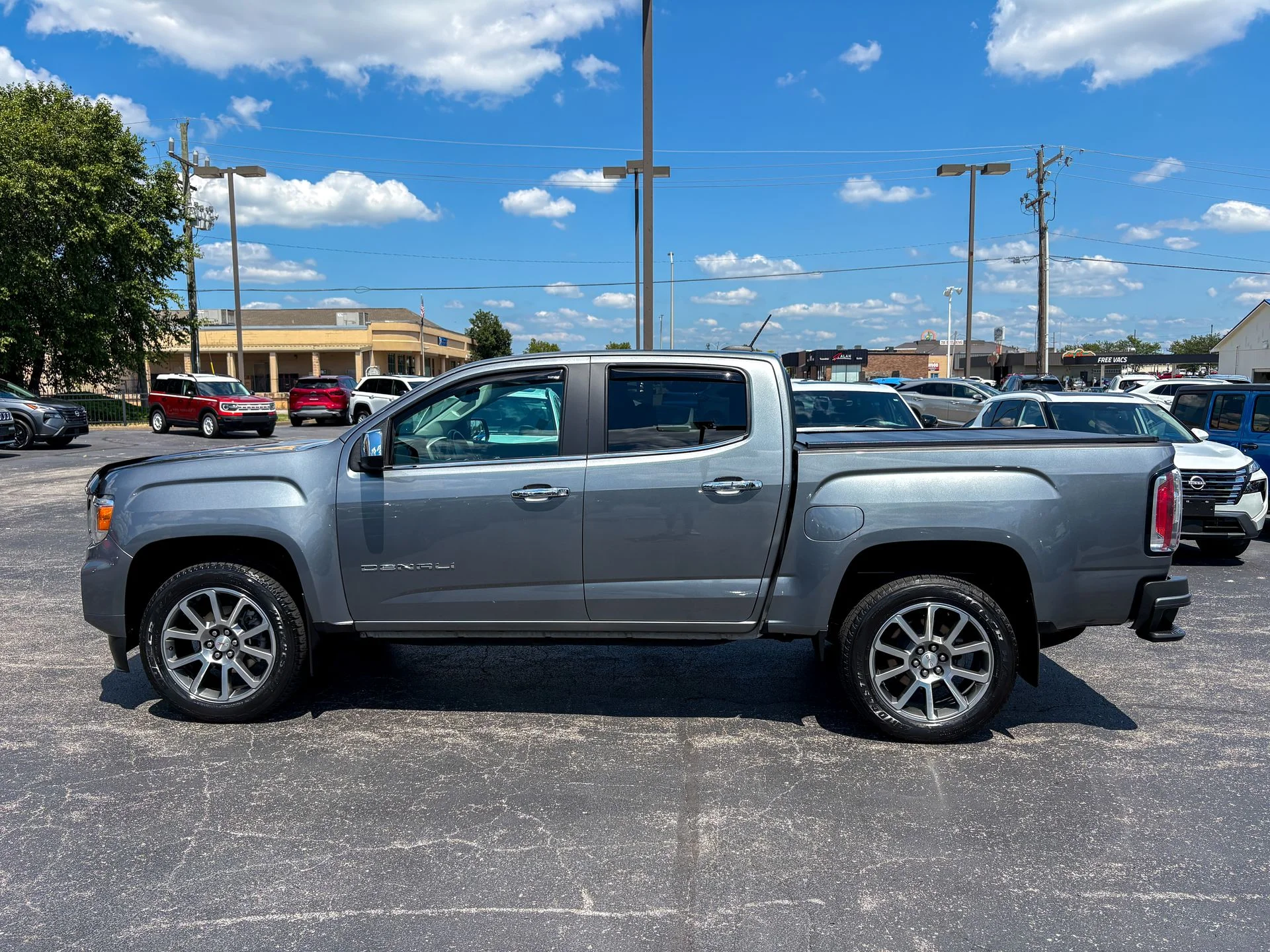 Used 2022 Gray GMC Denali image 7