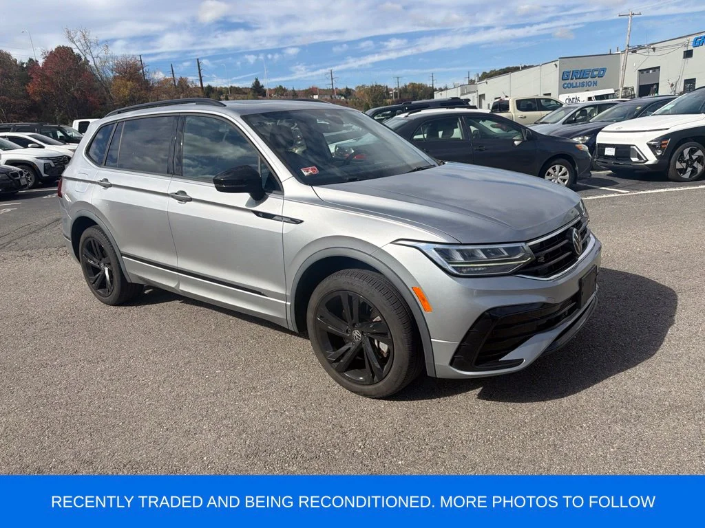 2023 Volkswagen Tiguan SE R-LINE BLACK