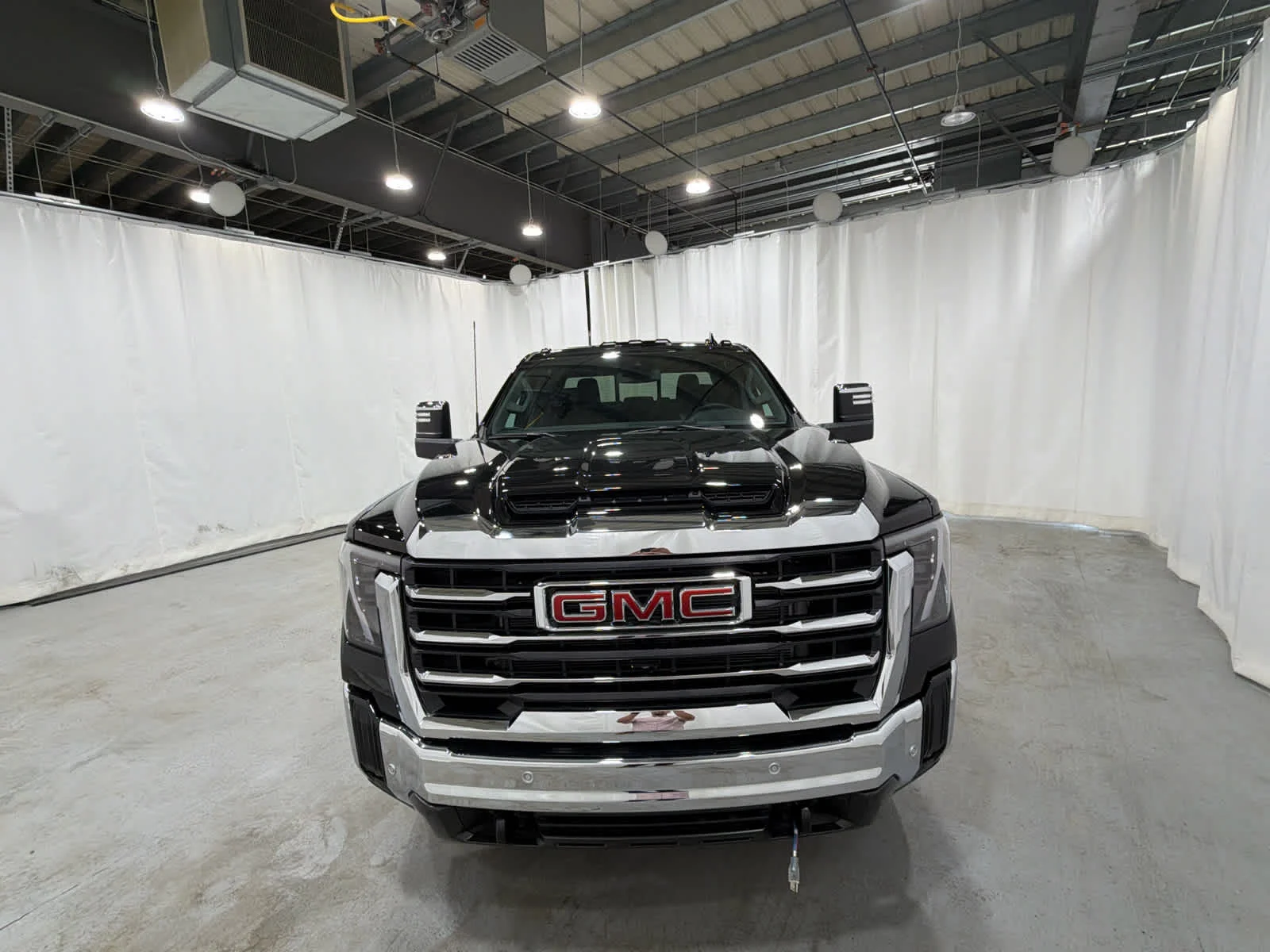 Used 2026 Onyx Black GMC SLT image 7