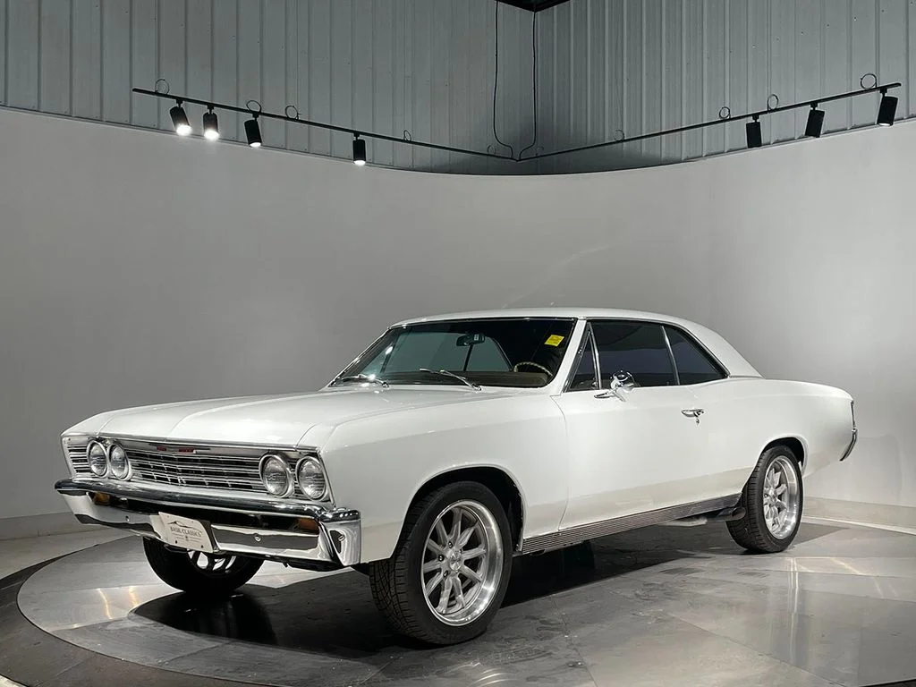 Used 1967 White Chevrolet  image 2