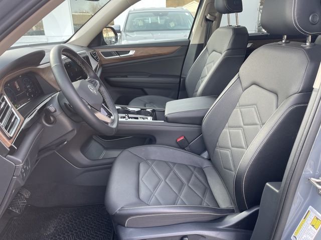 Certified Used 2025 Gray Volkswagen 2.0T SE w/Technology image 11