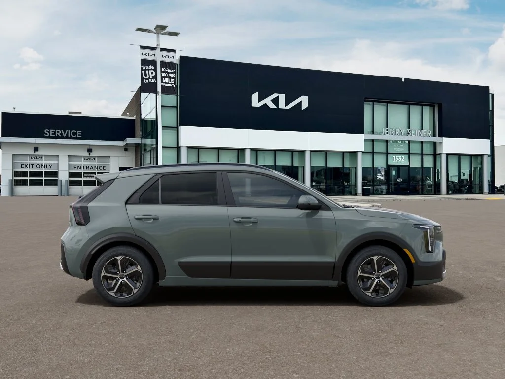 New 2027 Green Kia LX image 7