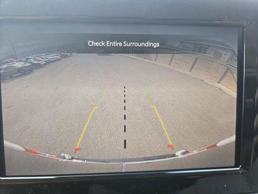 Used 2025 White Ram Base image 17