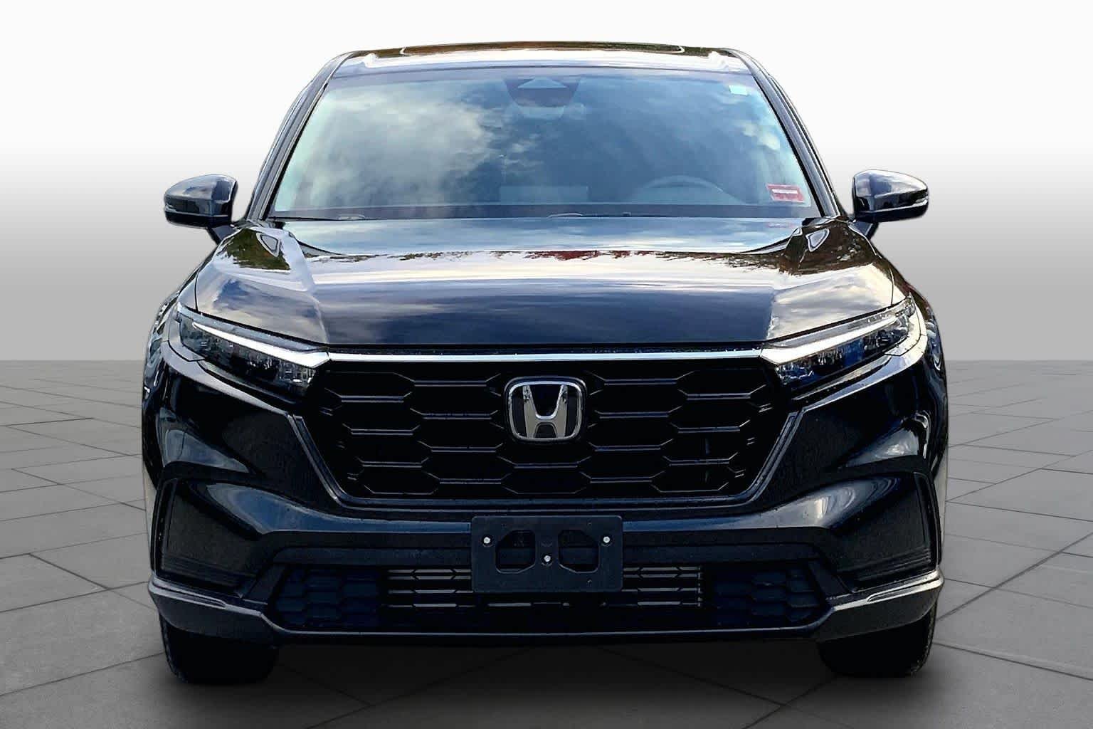 Certified Used 2025 Crystal Black Pearl Honda EX image 4