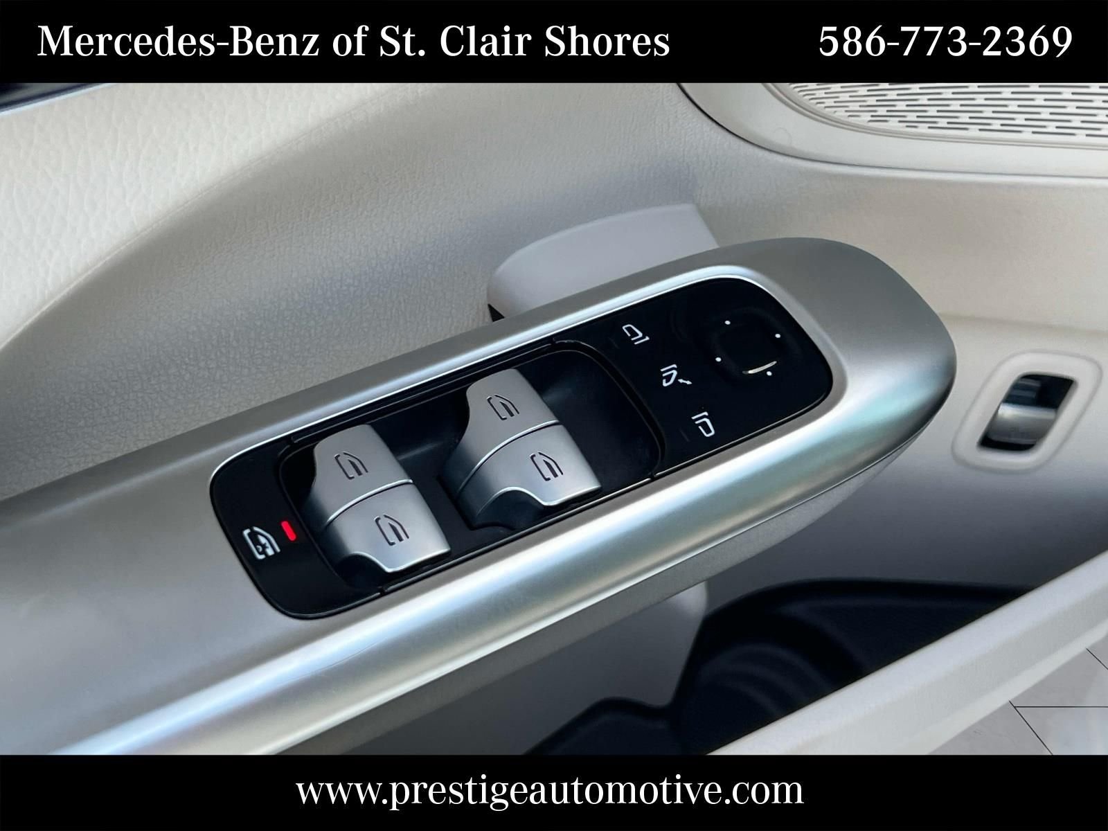 Certified Used 2023 White Mercedes-Benz C 300 image 21