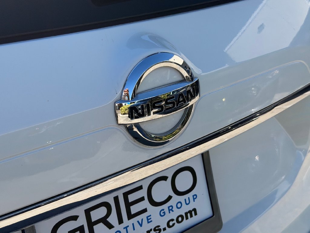 Used 2019 White Nissan SV image 14
