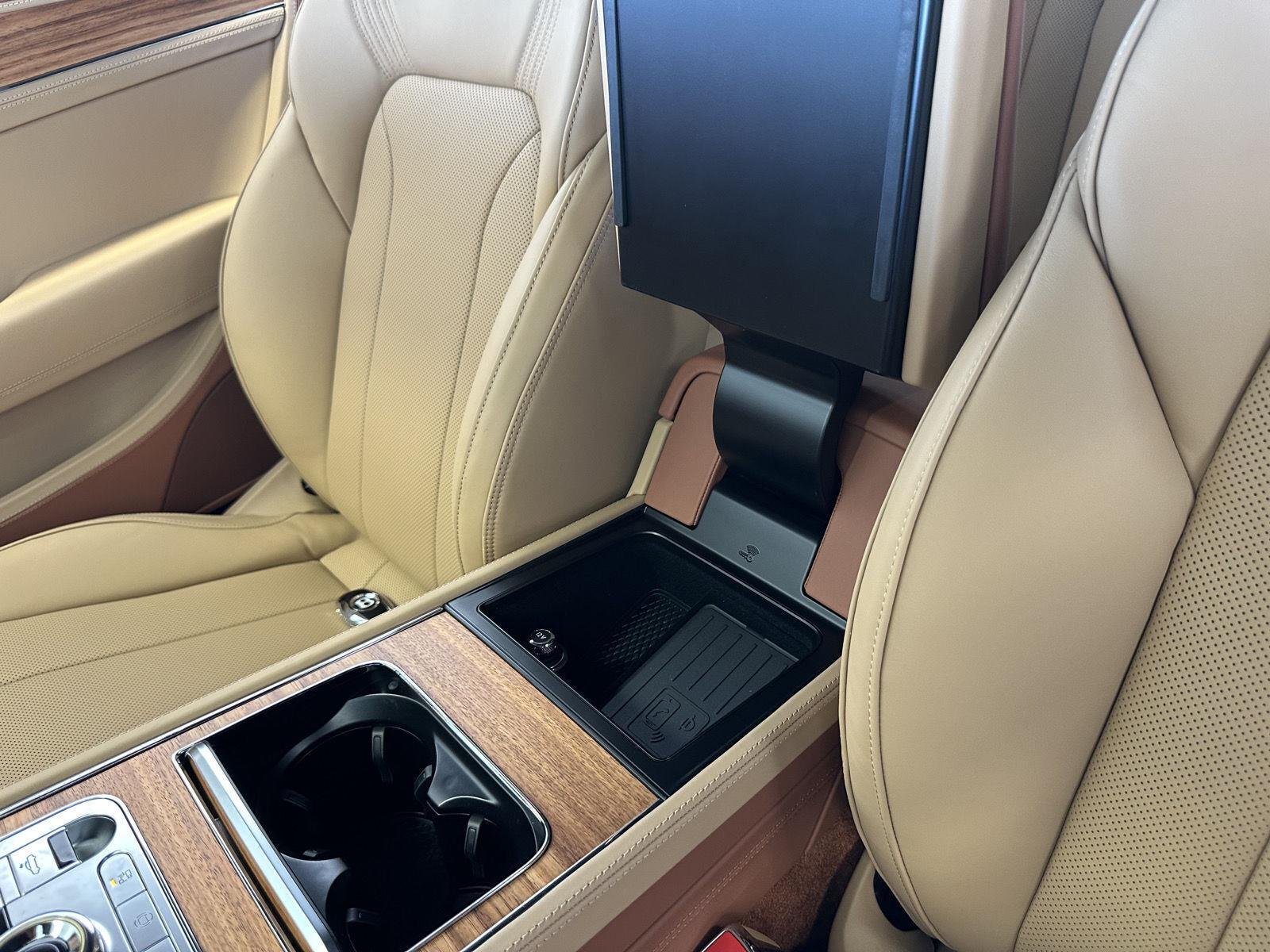 New 2026 Rose Gold Bentley GTC S image 39